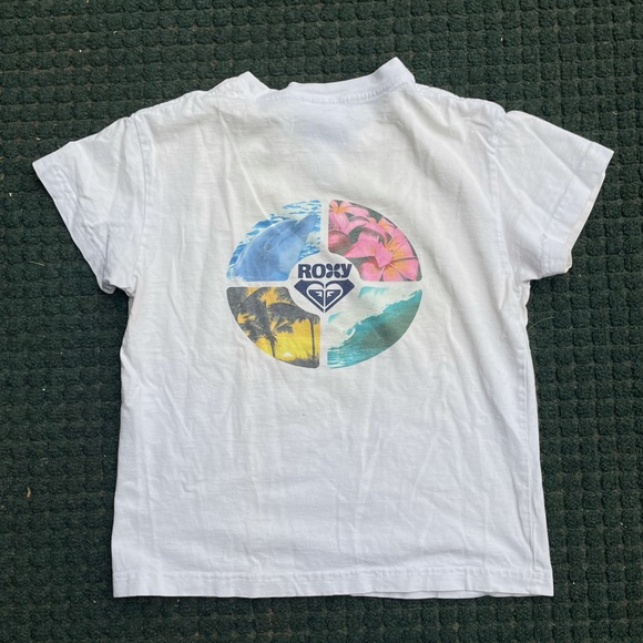 SOLD VINTAGE Y2K ROXY BABY TEE - Picture 3 of 3